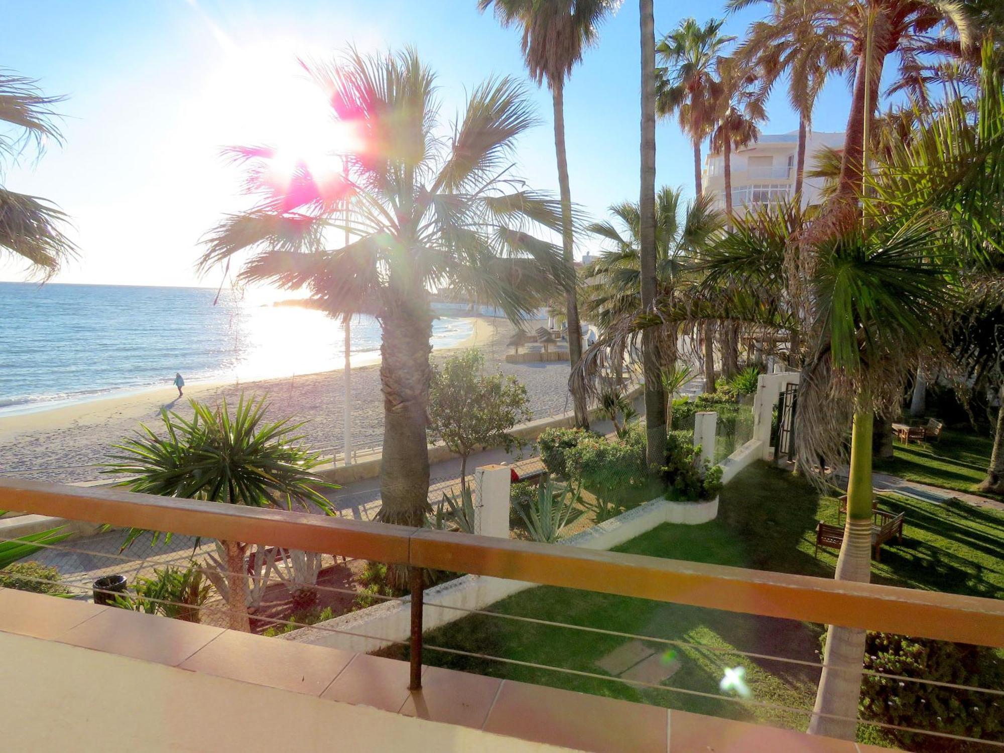 Apartamentos Playa Torrecilla Nerja Exterior foto