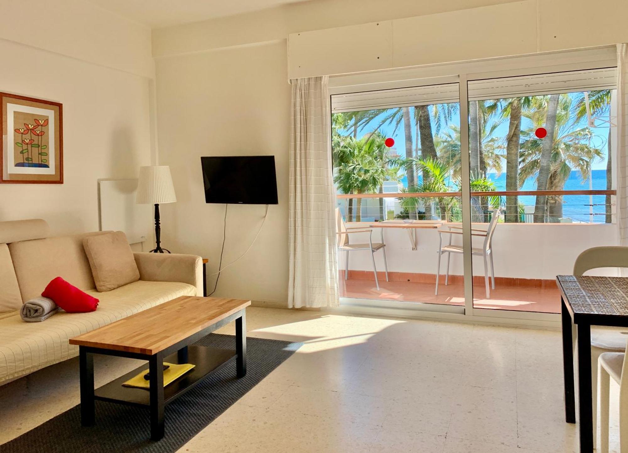 Apartamentos Playa Torrecilla Nerja Exterior foto