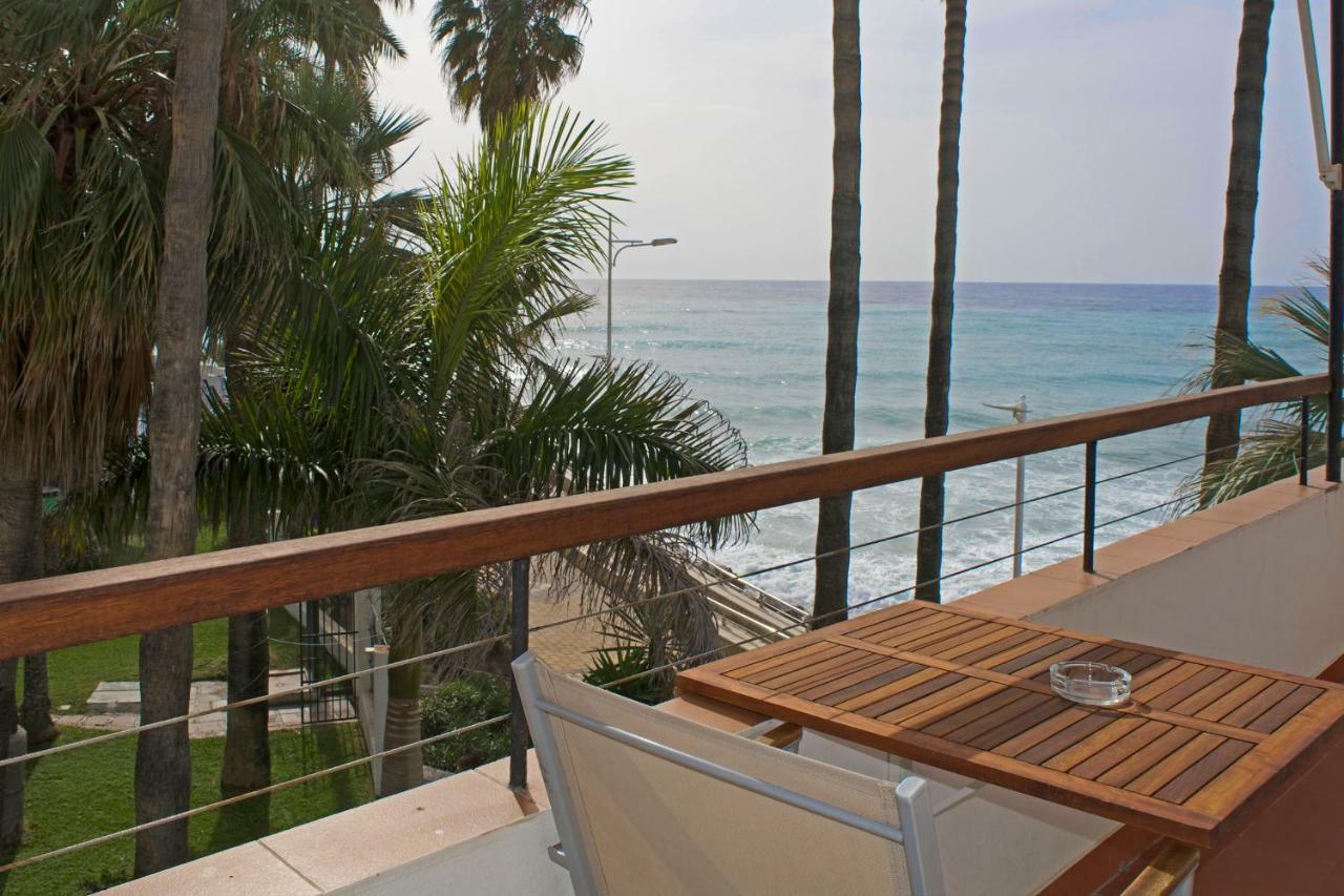 Apartamentos Playa Torrecilla Nerja Exterior foto
