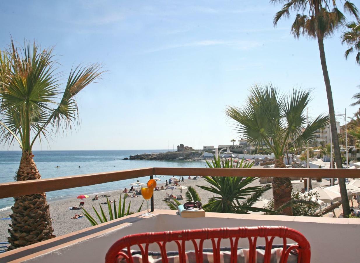 Apartamentos Playa Torrecilla Nerja Exterior foto
